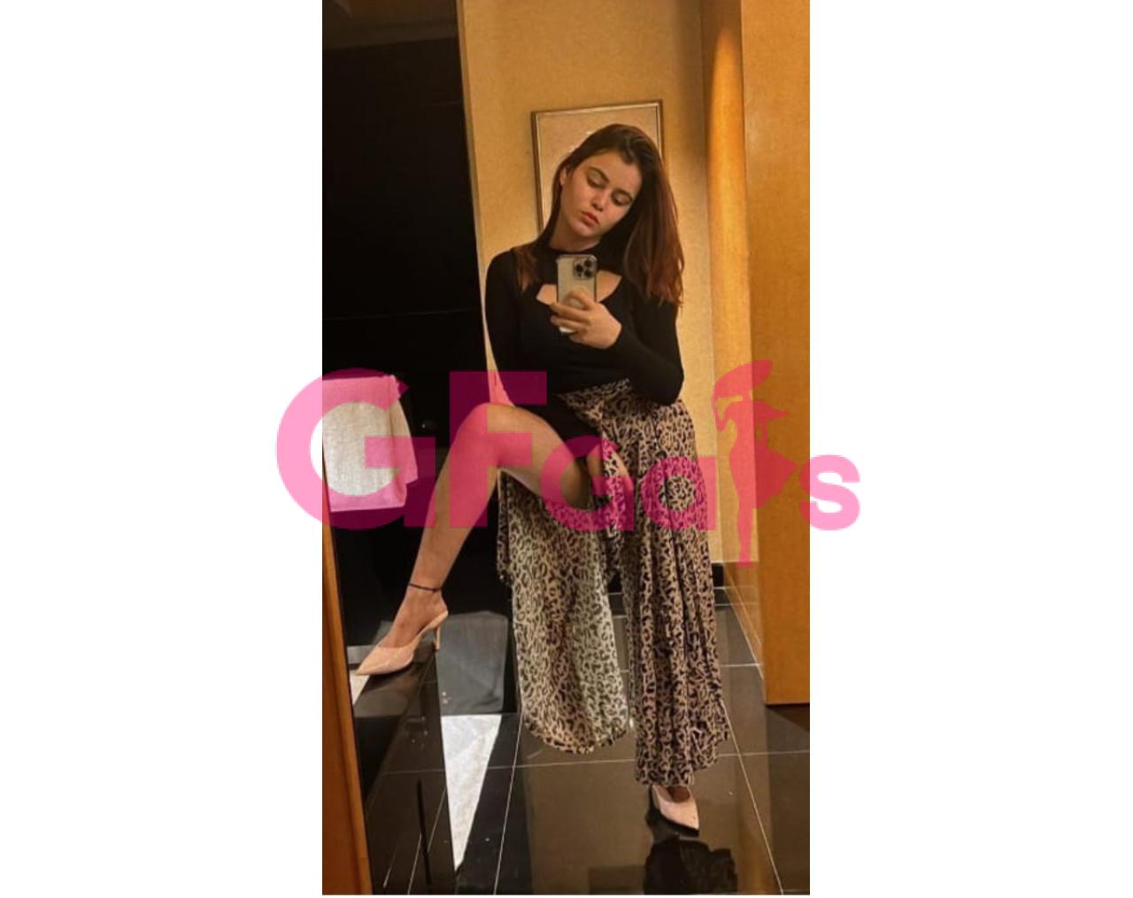 Private Call Girl Service In Kochi With Comfortable Girl