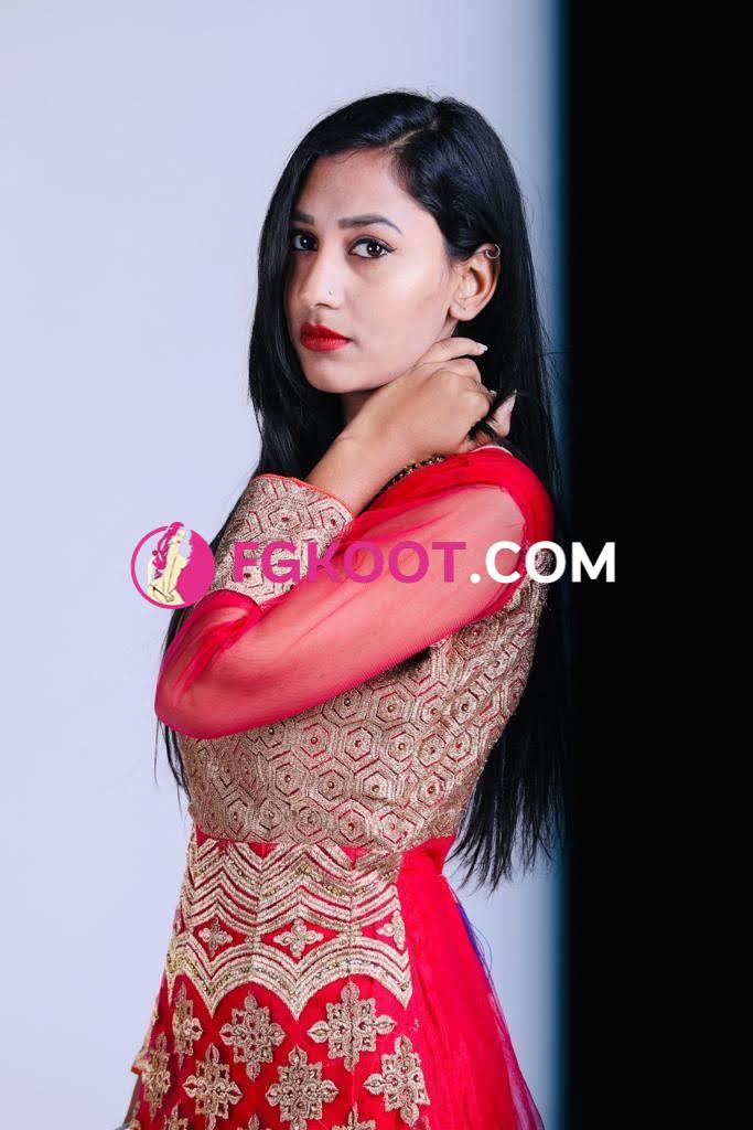 Kavya Sharma: 100% Secure & Genuine Call Girl in Bangalore