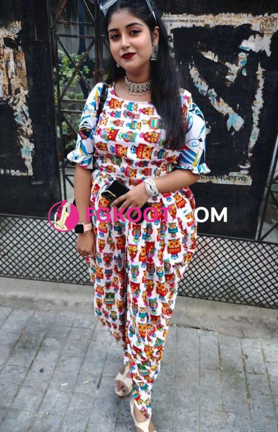 Kavya Sharma: 100% Secure & Genuine Call Girl in Bangalore